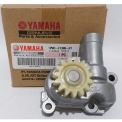 YAMAHA MT-25 / R-25 YAĞ POMPASI   1WD-E3300-01